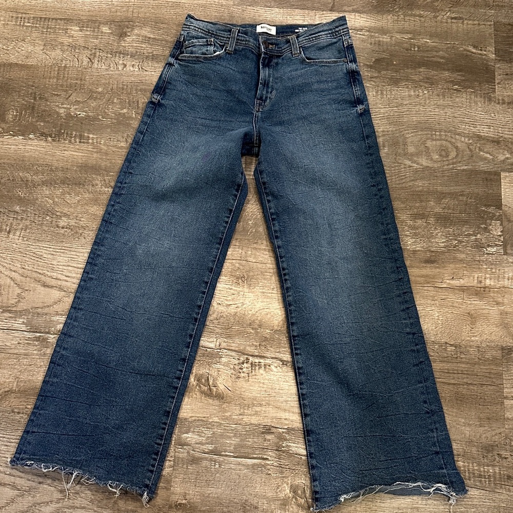 Kensie Blue Wide Leg Flared Jeans with Raw Hem
